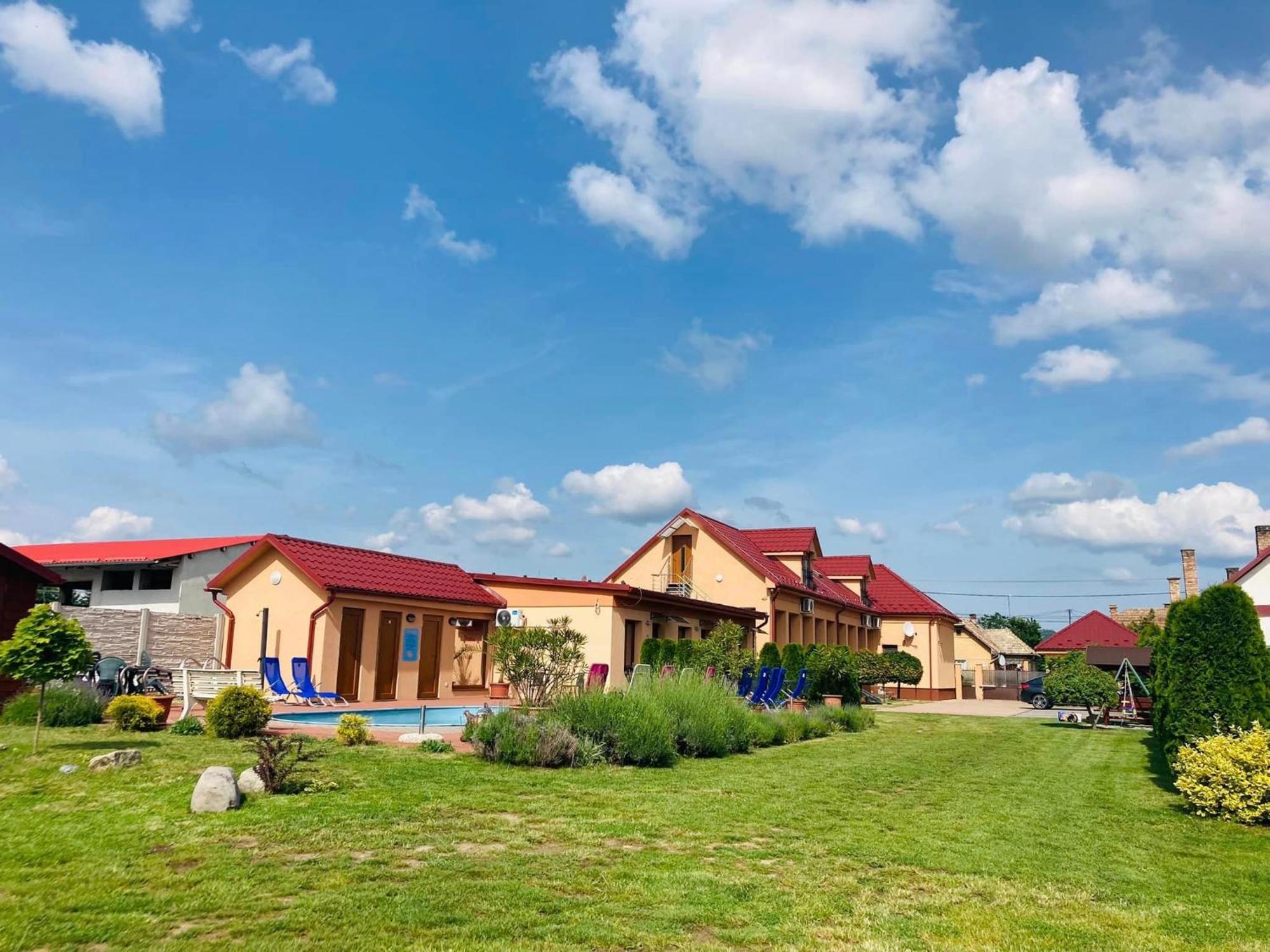 Vila Maria Rapovce Ngoại thất bức ảnh