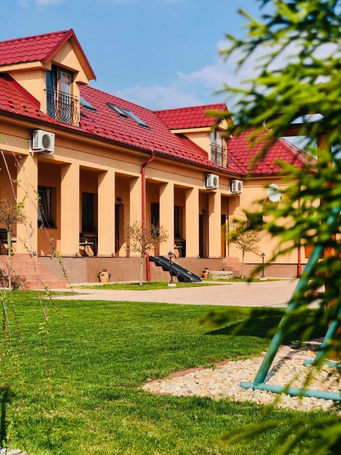 Vila Maria Rapovce Ngoại thất bức ảnh